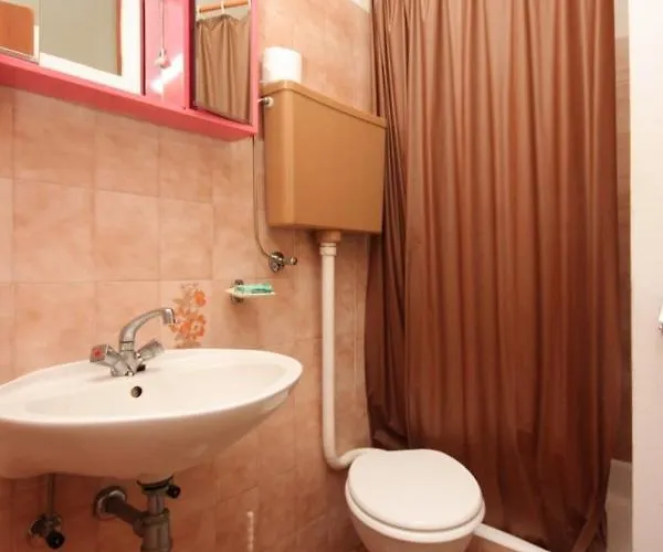 Vendégház Twin Luka 8132e Žman